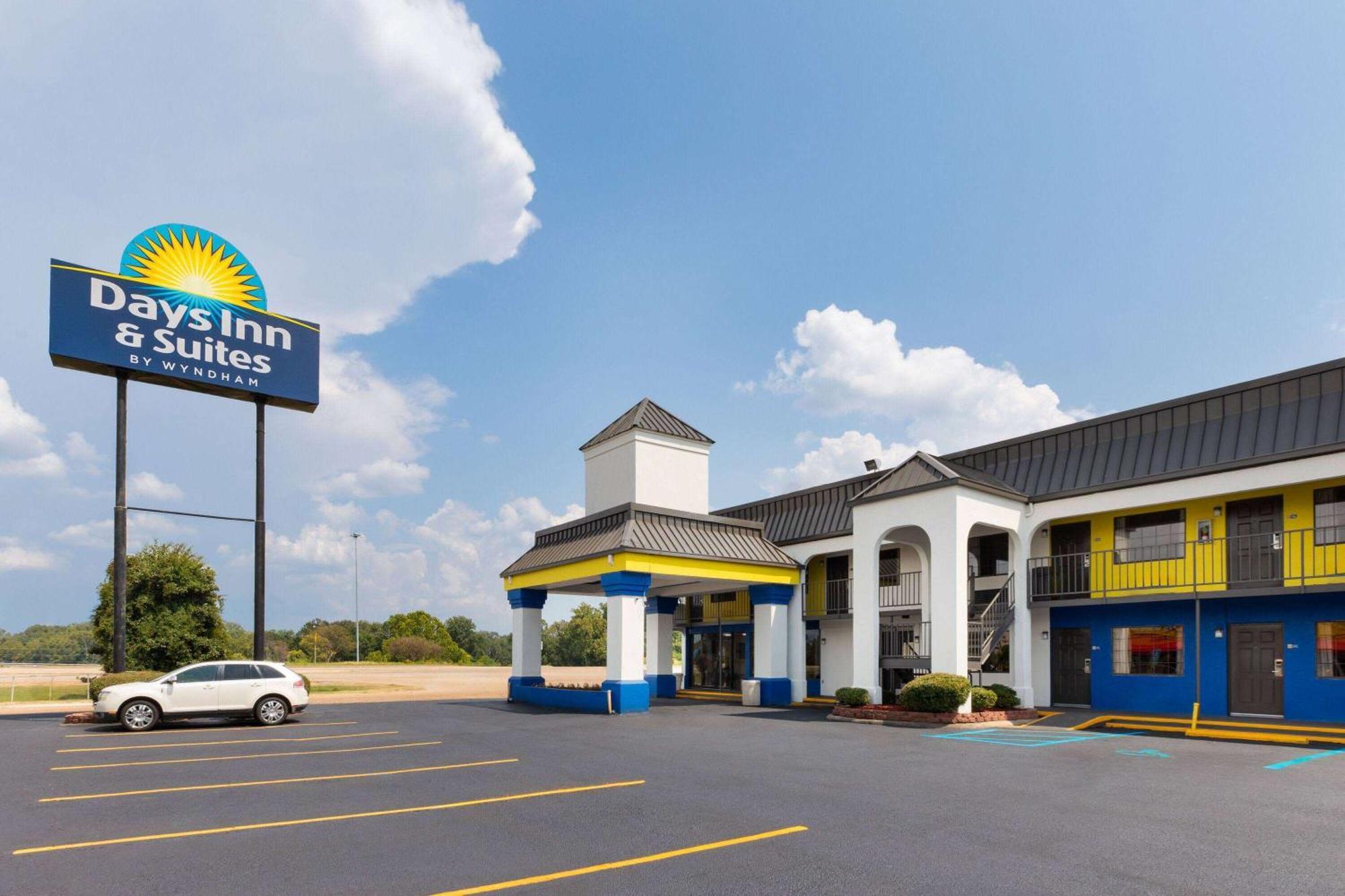 Days Inn & Suites By Wyndham Виксбург Экстерьер фото